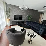 Next Corner Plaza 아파트