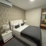 Next Corner Plaza 아파트 푼샬