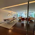 Διαμέρισμα Next Corner Plaza