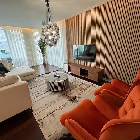 Next Corner Plaza Apartamento *