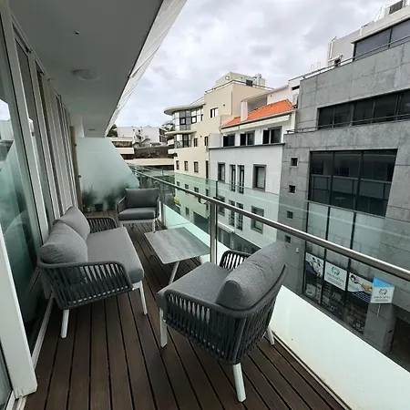 Next Corner Plaza Apartment Funchal (Madeira)