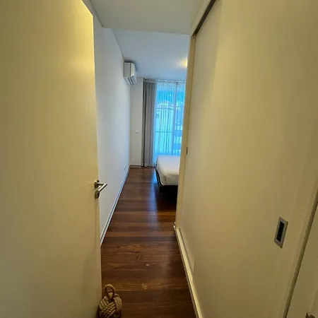 Next Corner Plaza Appartement *